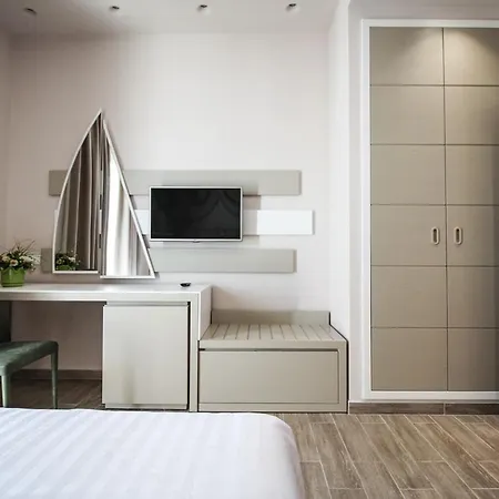 Kristera Hotel