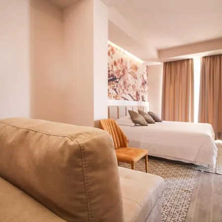 Kristera Hotel